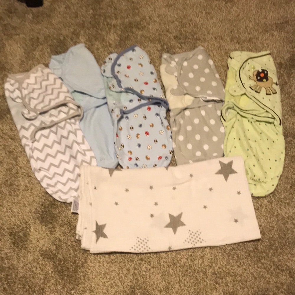 Swaddle Me lot of 4 small/med